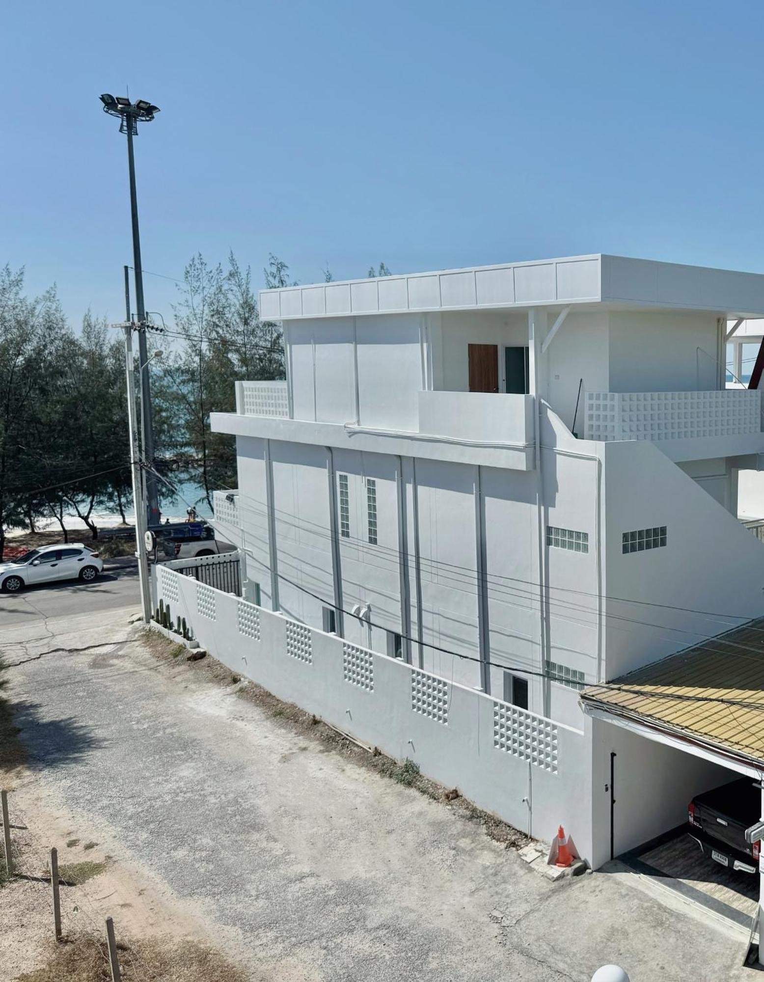 Privaterayong Hotel Exterior photo